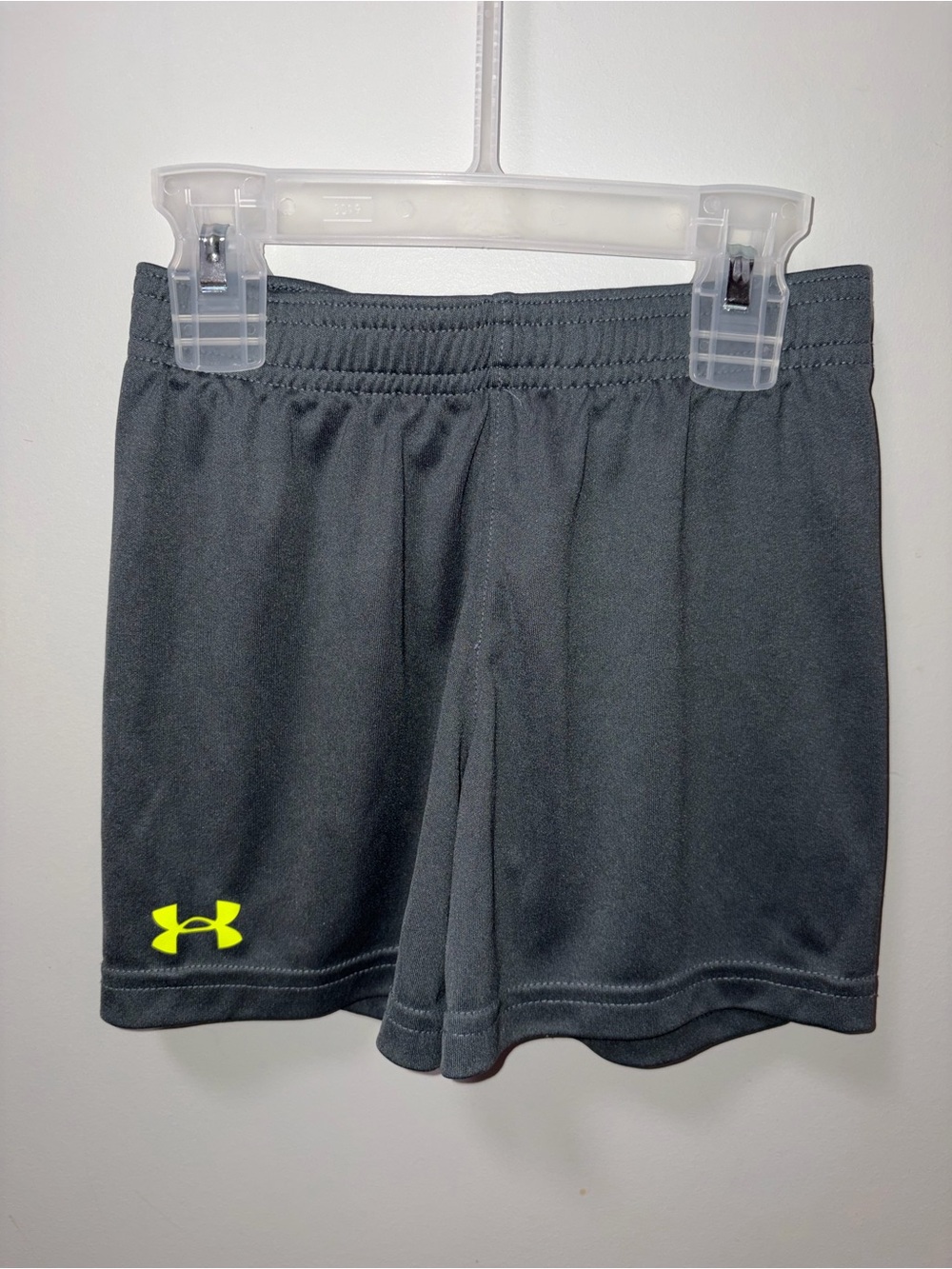 Under Armour gray athletic shorts boys 24M